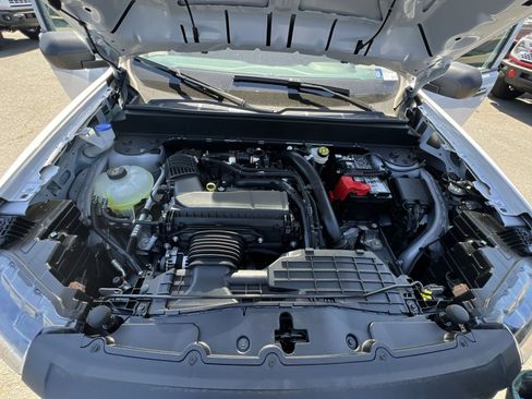 New 2026 Ford Maverick XL AWD/4WD image 34