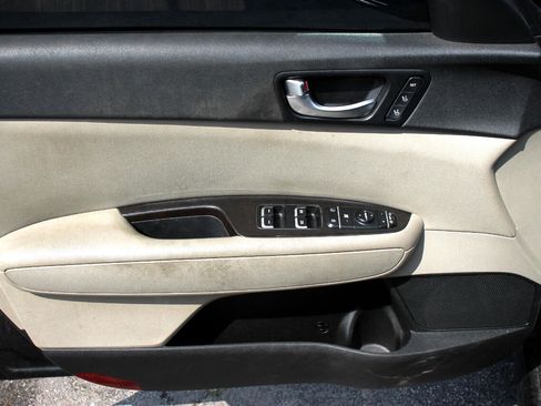 Used 2018 Kia Optima EX image 29
