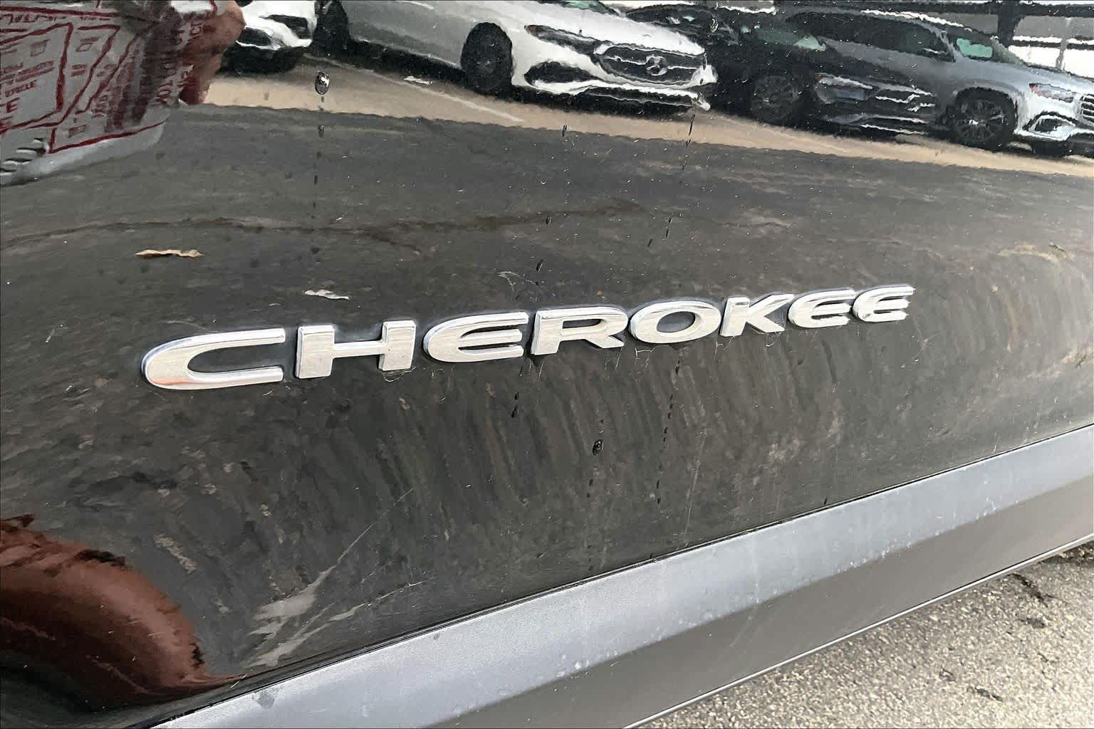 Used 2016 Jeep Cherokee Limited w/ Trailer Tow Group AWD/4WD image 31