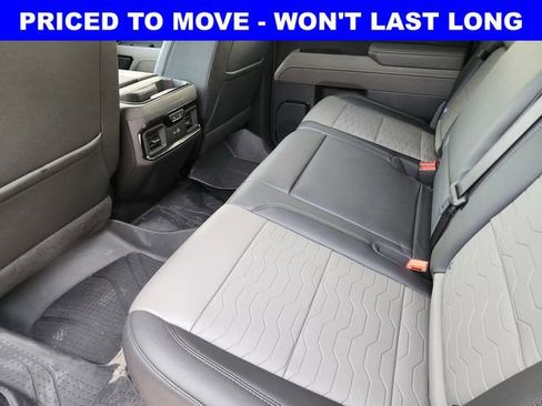 Used 2025 Chevrolet Silverado 1500 ZR2 w/ Technology Package AWD/4WD image 31