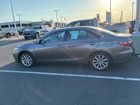 Used 2015 Toyota Camry XLE image 13