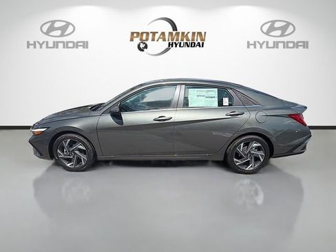 New 2026 Hyundai Elantra Limited w/ Cargo Package image 8