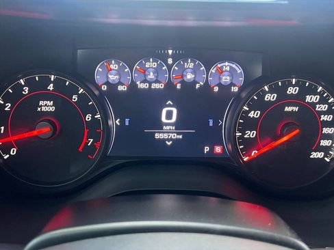 Used 2021 Chevrolet Camaro SS w/ Wild Cherry Design Package 2 RWD image 12