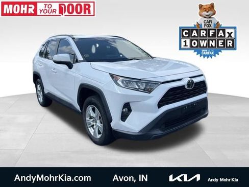Used 2021 Toyota RAV4 XLE FWD image 1