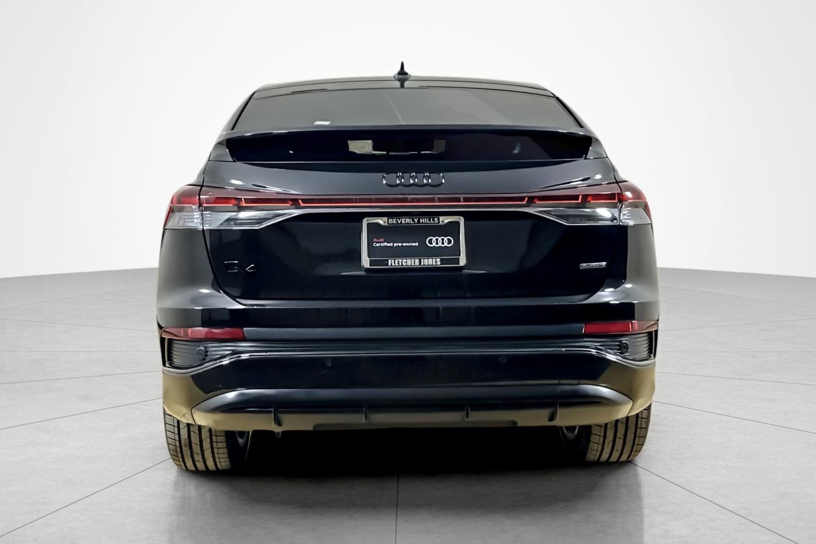 Certified 2023 Audi Q4 e-tron Premium w/ Convenience Package AWD/4WD image 4