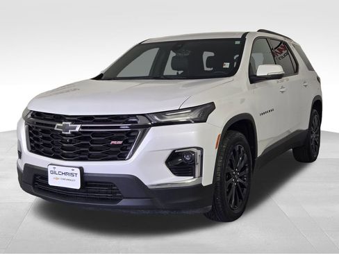 Used 2024 Chevrolet Traverse RS FWD image 3