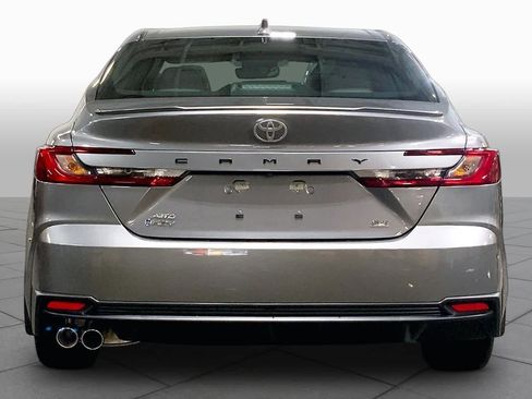 Used 2026 Toyota Camry SE w/ Convenience Package AWD/4WD image 5