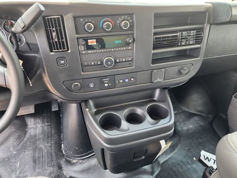 New 2024 Chevrolet Express 3500 w/ Power Convenience Package image 26