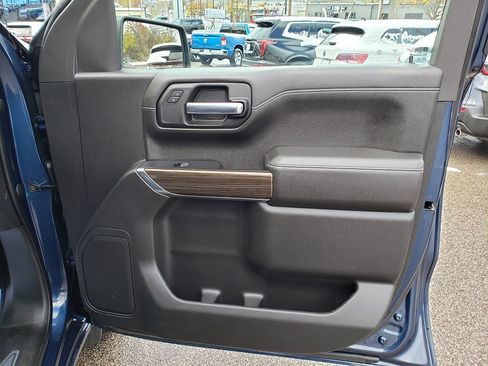 Used 2022 Chevrolet Silverado 1500 LT image 19