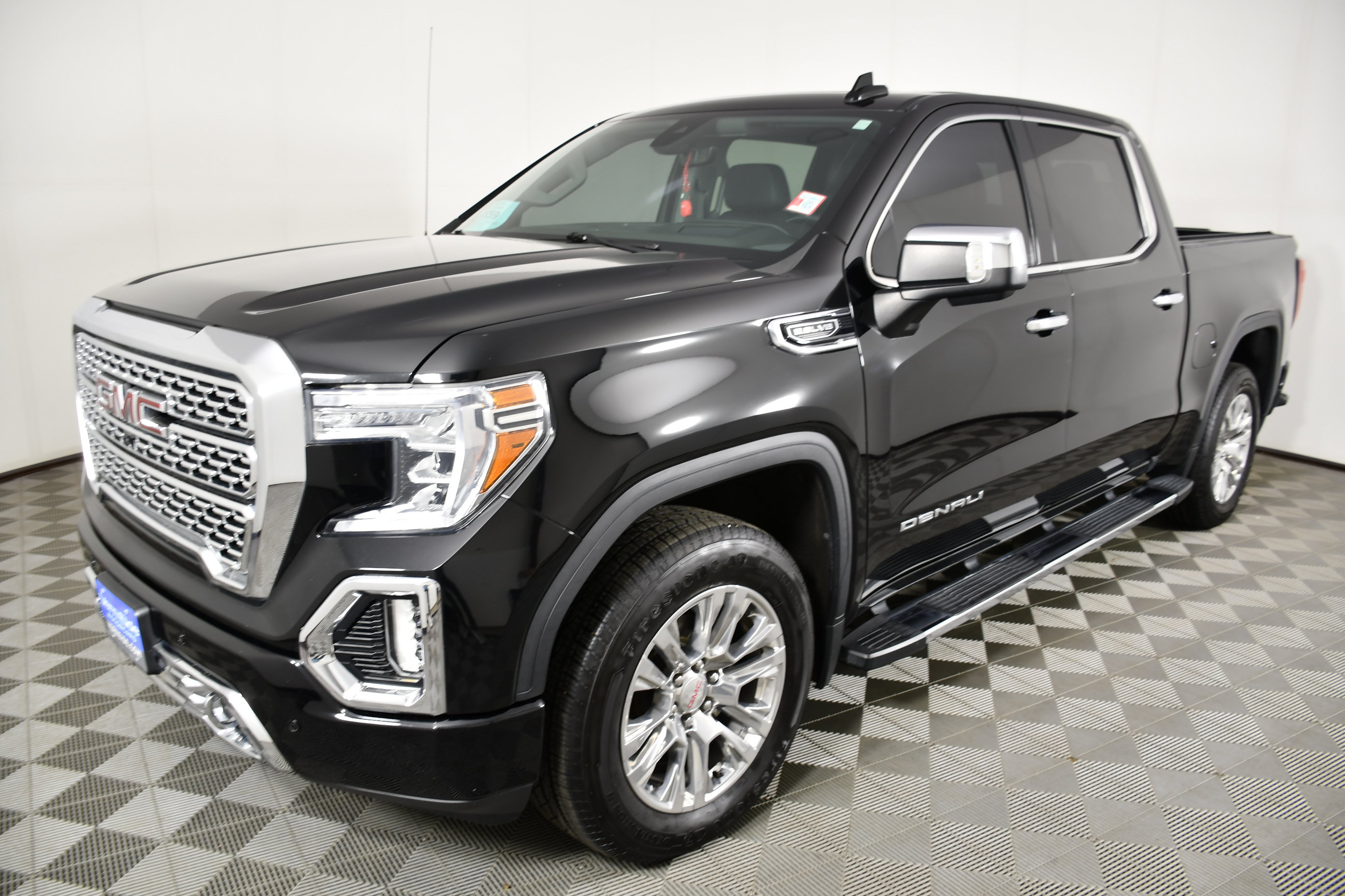 Used 2021 GMC Sierra 1500 Denali w/ Technology Package AWD/4WD image 9
