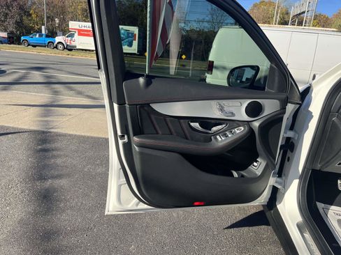 Used 2022 Mercedes-Benz GLC 43 AMG 4MATIC image 16