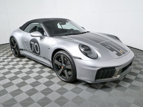 Certified 2026 Porsche 911 Carrera GTS RWD image 32