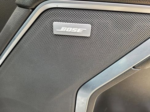 Used 2022 Chevrolet Silverado 1500 LTZ w/ Z71 Off-Road Package image 9