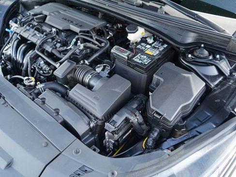Used 2025 Kia K4 FWD image 36