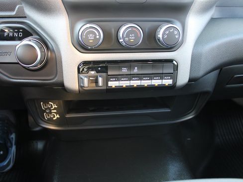 Used 2024 RAM 2500 Tradesman RWD image 31