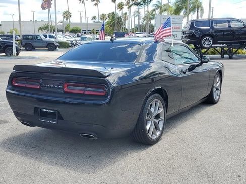 Certified 2022 Dodge Challenger GT RWD image 7