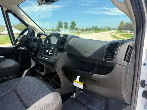 New 2026 RAM ProMaster 2500 w/ Convenience Group FWD image 9