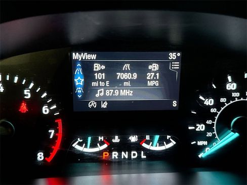 Used 2020 Ford Escape SE image 10