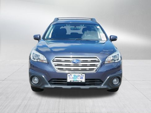 Used 2017 Subaru Outback 2.5i Premium AWD/4WD image 2
