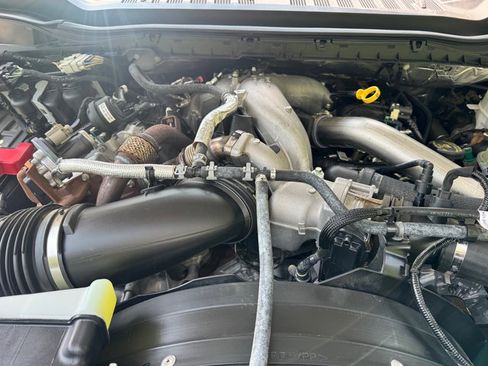 Used 2025 Ford F350 XL AWD/4WD image 12