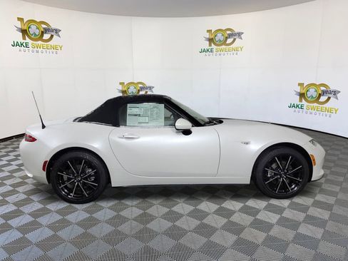 New 2025 MAZDA MX-5 Miata Grand Touring w/ Weather Package image 10