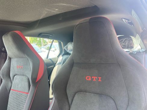 New 2025 Volkswagen GTI SE image 7