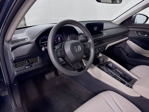 Used 2023 Honda Accord LX image 9