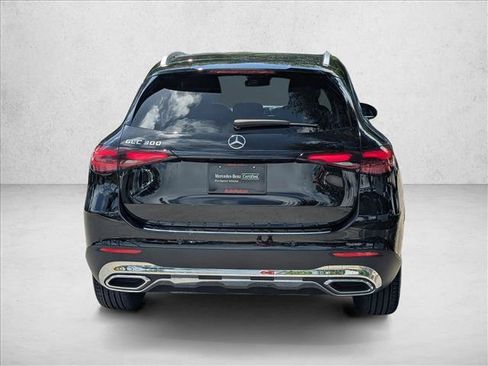 Certified 2026 Mercedes-Benz GLC 300 image 7
