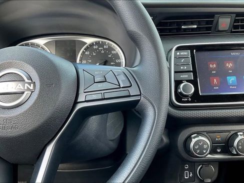 New 2025 Nissan Kicks Play S image 16