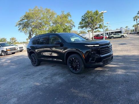 New 2026 Chevrolet Traverse LT w/ Midnight/Sport Edition FWD image 18