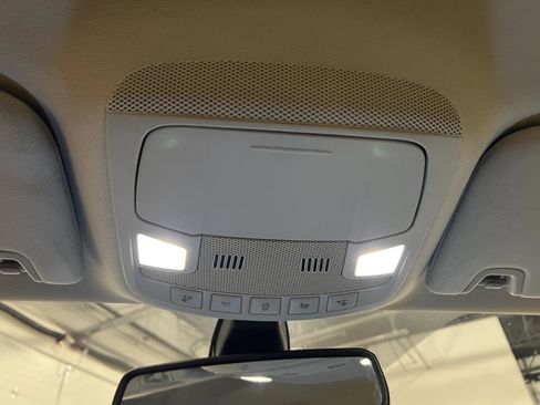 Used 2019 Ford Fusion SE w/ Equipment Group 151A image 22