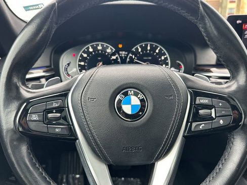 Used 2018 BMW 530i image 25