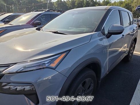 Certified 2026 Nissan Rogue SV w/ Cold Weather Package FWD image 9