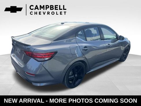Used 2023 Nissan Sentra SR w/ Midnight Edition Package FWD image 5