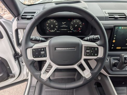 Used 2025 Land Rover Defender 110 S AWD/4WD image 17