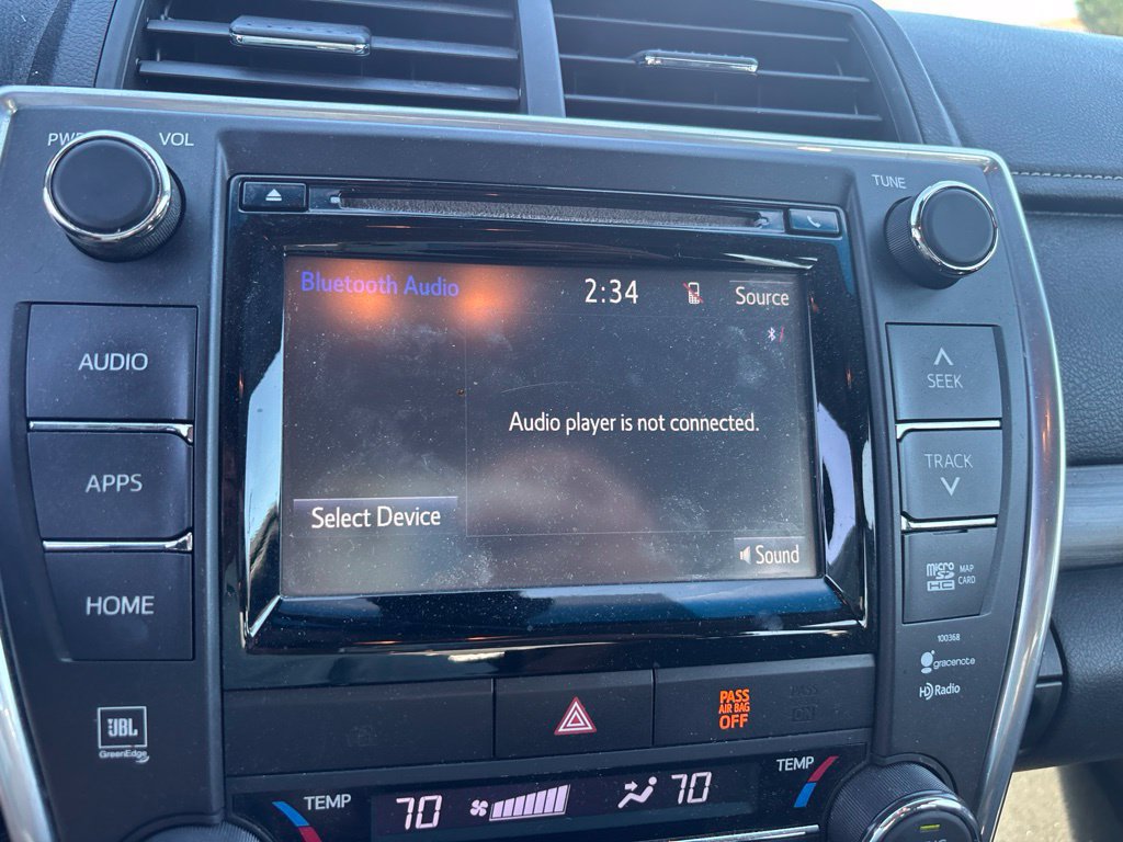 Used 2015 Toyota Camry XLE w/ Moonroof Package FWD image 23