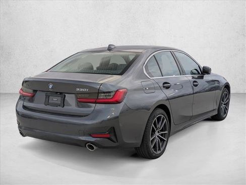 Used 2019 BMW 330i xDrive Sedan w/ Premium Package image 5