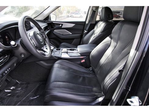 Used 2024 Acura MDX FWD w/ Technology Package image 6