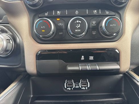 Used 2021 RAM 1500 Laramie image 31