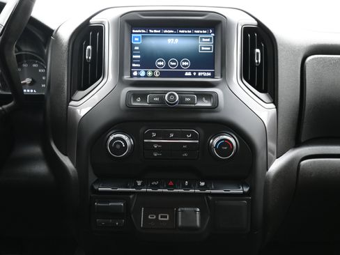 Used 2023 Chevrolet Silverado 2500 Custom w/ Custom Value Package image 34