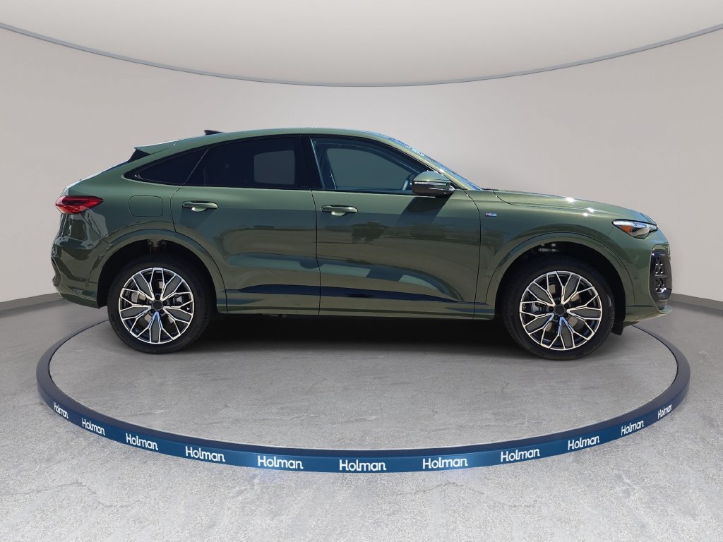 New 2026 Audi Q5 Premium Plus AWD/4WD image 4