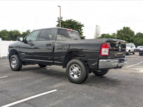 Used 2022 RAM 2500 Big Horn w/ Night Edition AWD/4WD image 6