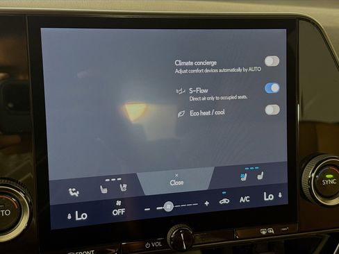 Used 2024 Lexus NX 250 FWD image 19