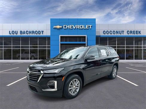 Used 2023 Chevrolet Traverse LT image 4