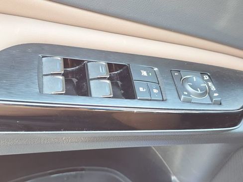 Certified 2025 Lexus ES 300h Ultra Luxury w/ Accessory Package (Z2) FWD image 28