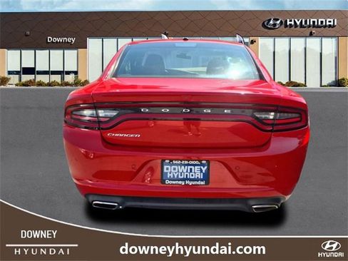 Used 2022 Dodge Charger SXT image 5