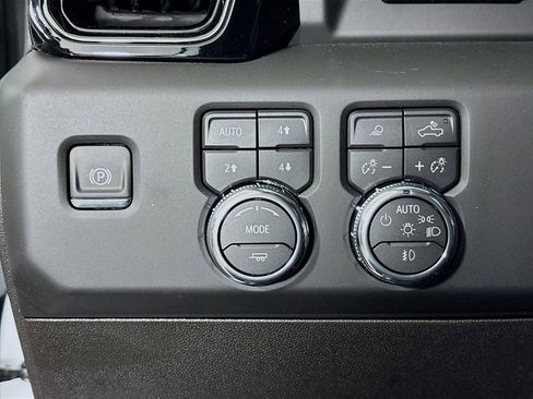 New 2026 GMC Sierra 2500 AT4X image 10