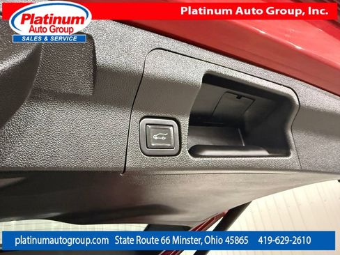 Used 2021 GMC Acadia Denali w/ Denali Ultimate Package AWD/4WD image 38