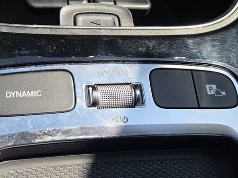 Used 2025 Mercedes-Benz CLA 250 4MATIC image 8