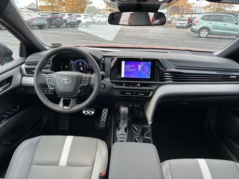 New 2026 Toyota Camry SE FWD image 14